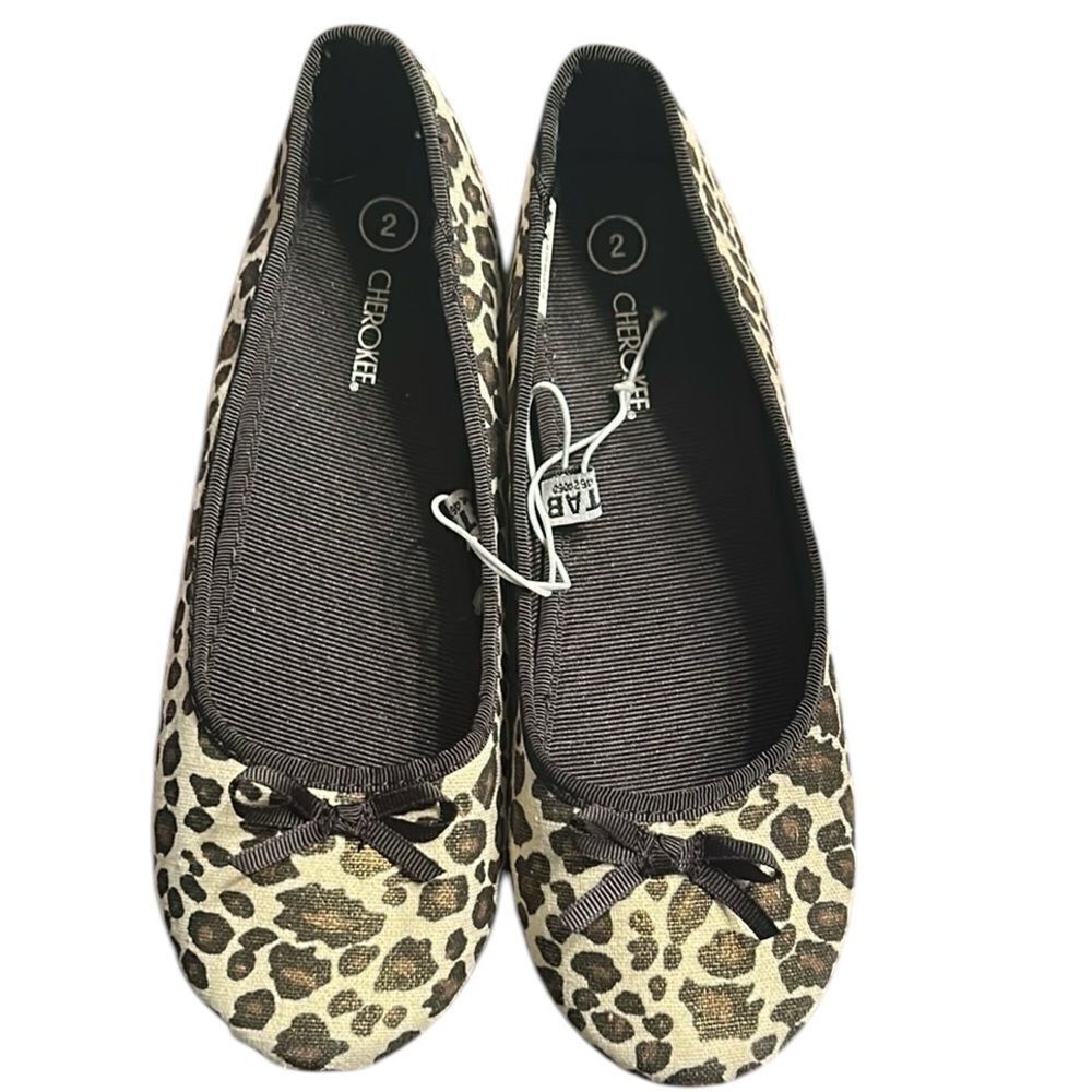 Cherokee Girls Animal Print Slip on Flats(Size 2)